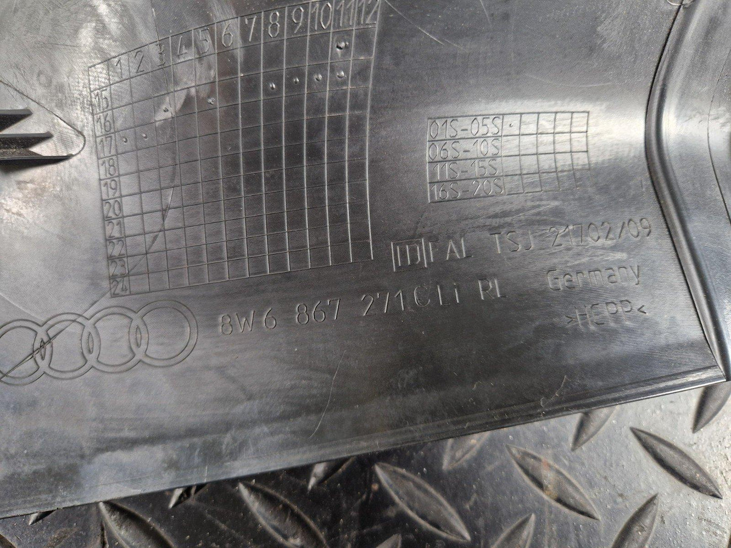 17-24 AUDI S5 F5 GENUINE OEM FRONT LEFT PASSENGER SIDE A-PILLAR TRIM 8W6867271C