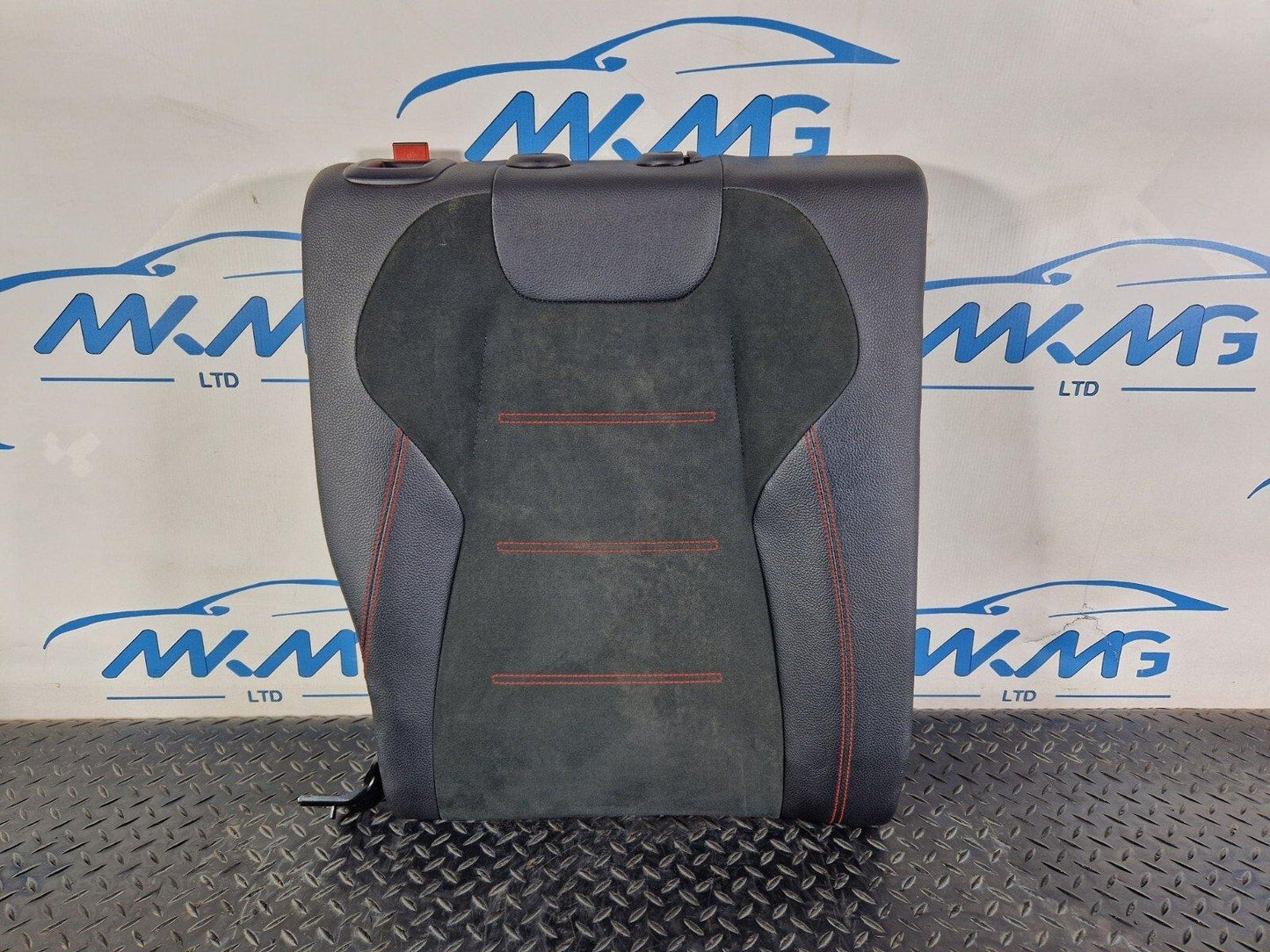 19-ON MERCEDES B CLASS W247 REAR RIGHT SIDE SINGLE SEAT HALF LEATHER BACKREST