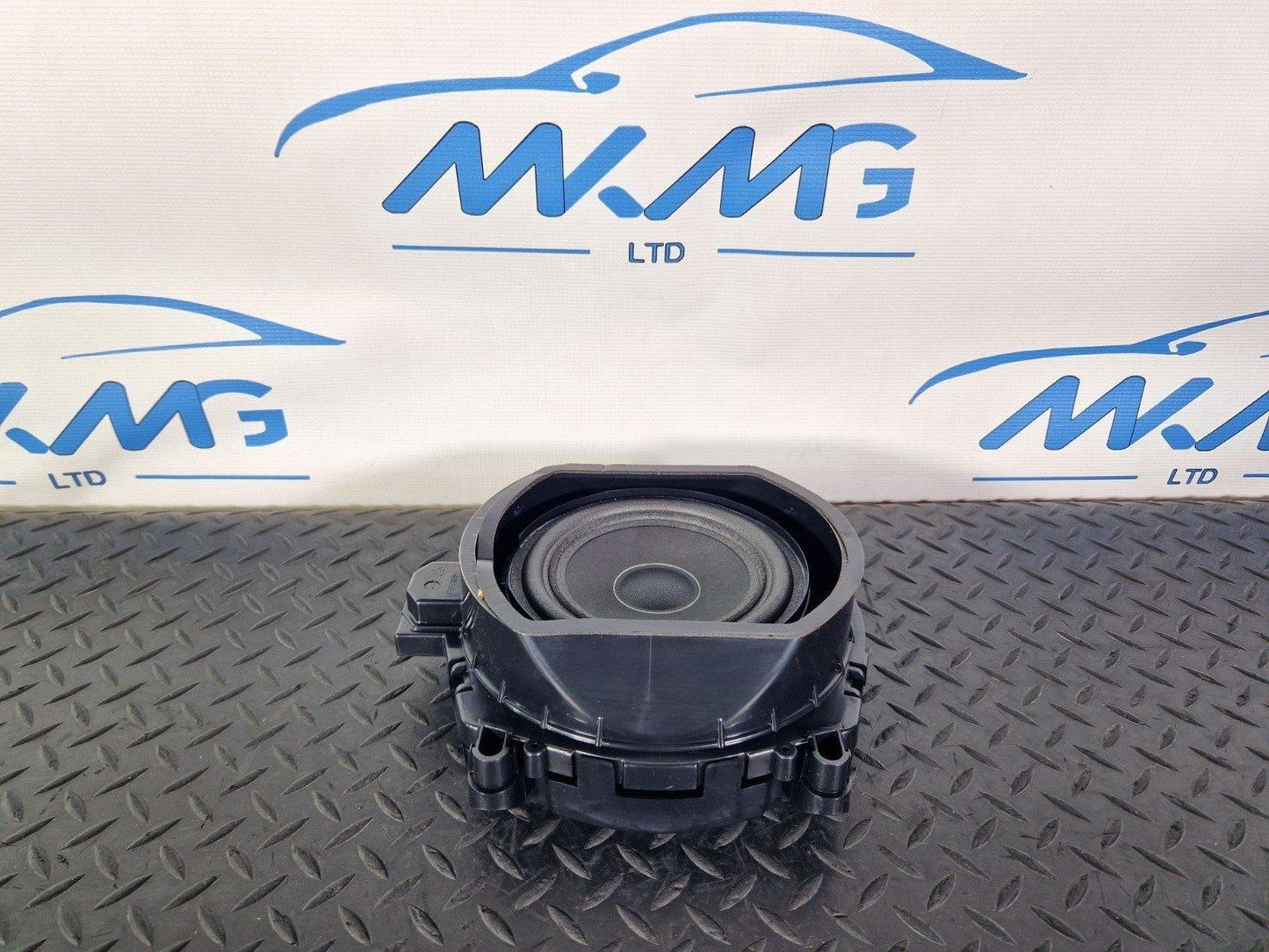10-13 BMW X5 E70 LCI GENUINE REAR LEFT OR RIGHT DOOR SPEAKER 18353410