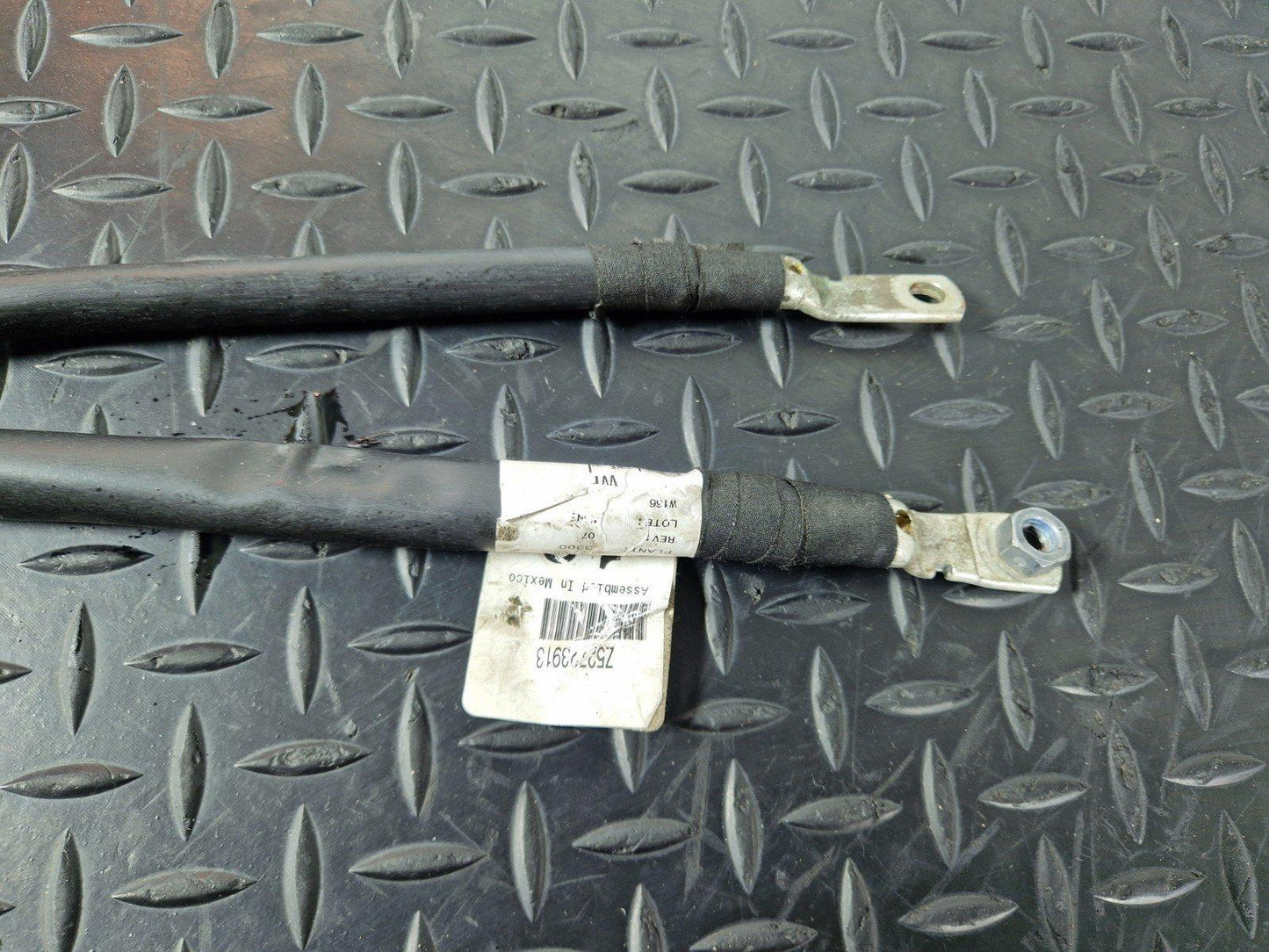 11-19 MERCEDES BENZ ML W166 GLOW PLUG & BATTERY CABLE A1664409608