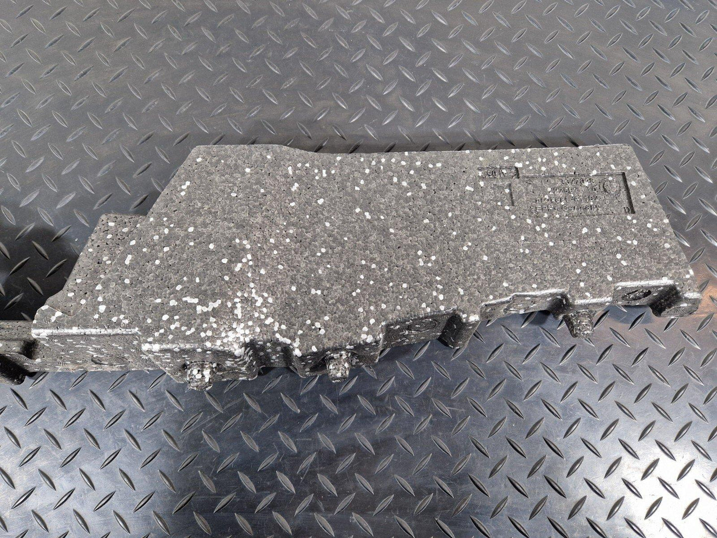 BMW 2 SERIES GRAN TOURER F45 F46 REAR RIGHT TRUNK FLOOR SUPPORT FOAM 7327028
