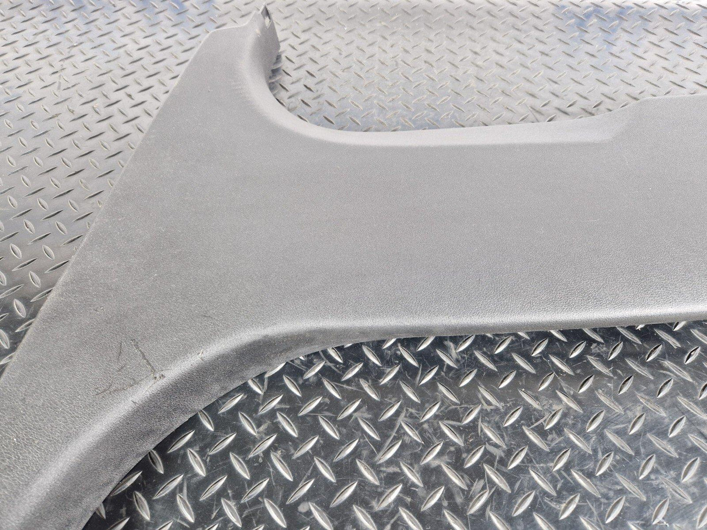 BMW 2 SERIES GRAN COUPE F44 COLUMN BOTTOM COVER LEFT SIDE B PILLAR TRIM 7475575