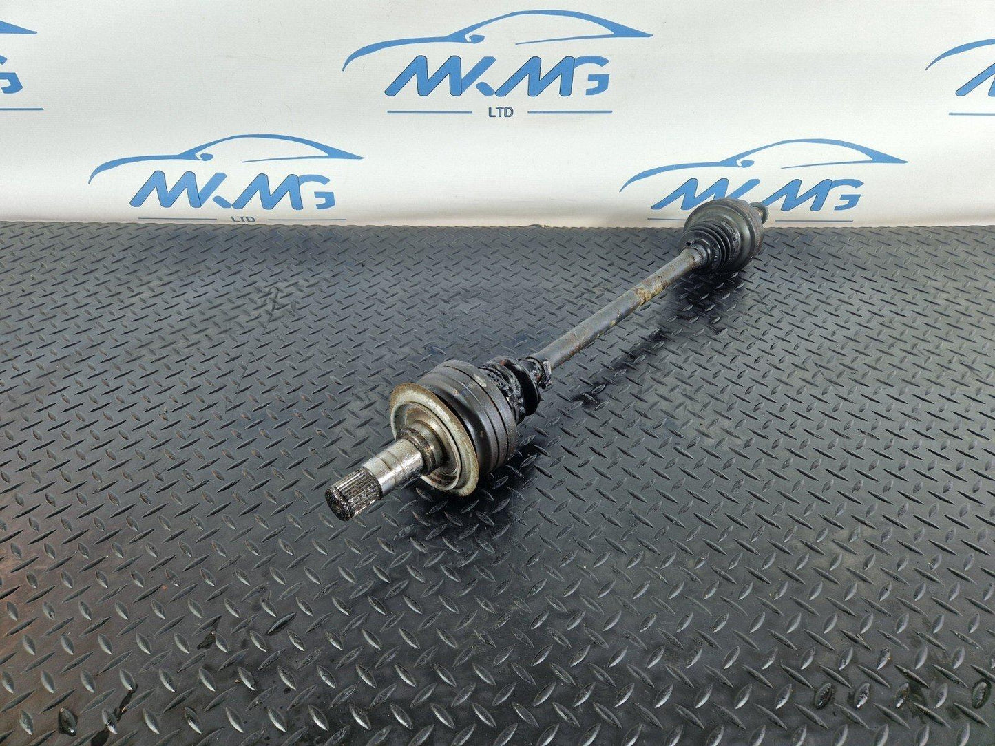 14-21 MERCEDES BENZ C300h W205 DRIVER SIDE RIGHT REAR DRIVESHAFT A2113570091