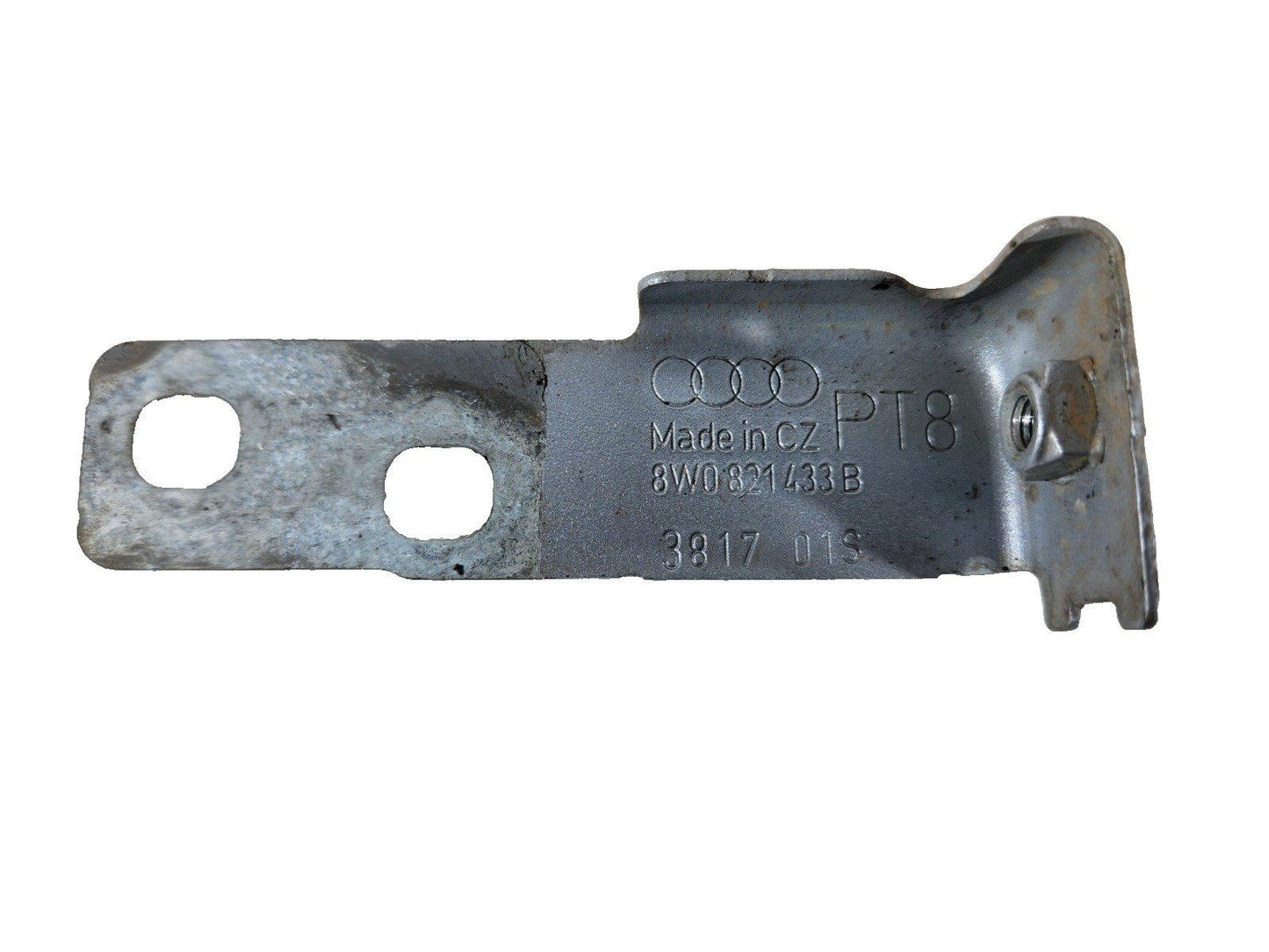 16-19 AUDI A4 B9 GENUINE FRONT LEFT PASSENGER SIDE WING BRACKET 8W0821433