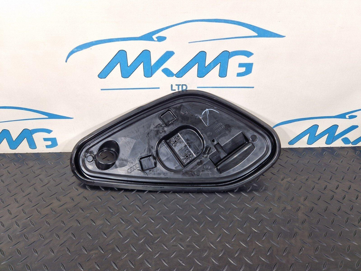 16-24 AUDI A5 F5 PASSENGER SIDE INNER DOOR PANEL COVER 8W6837915