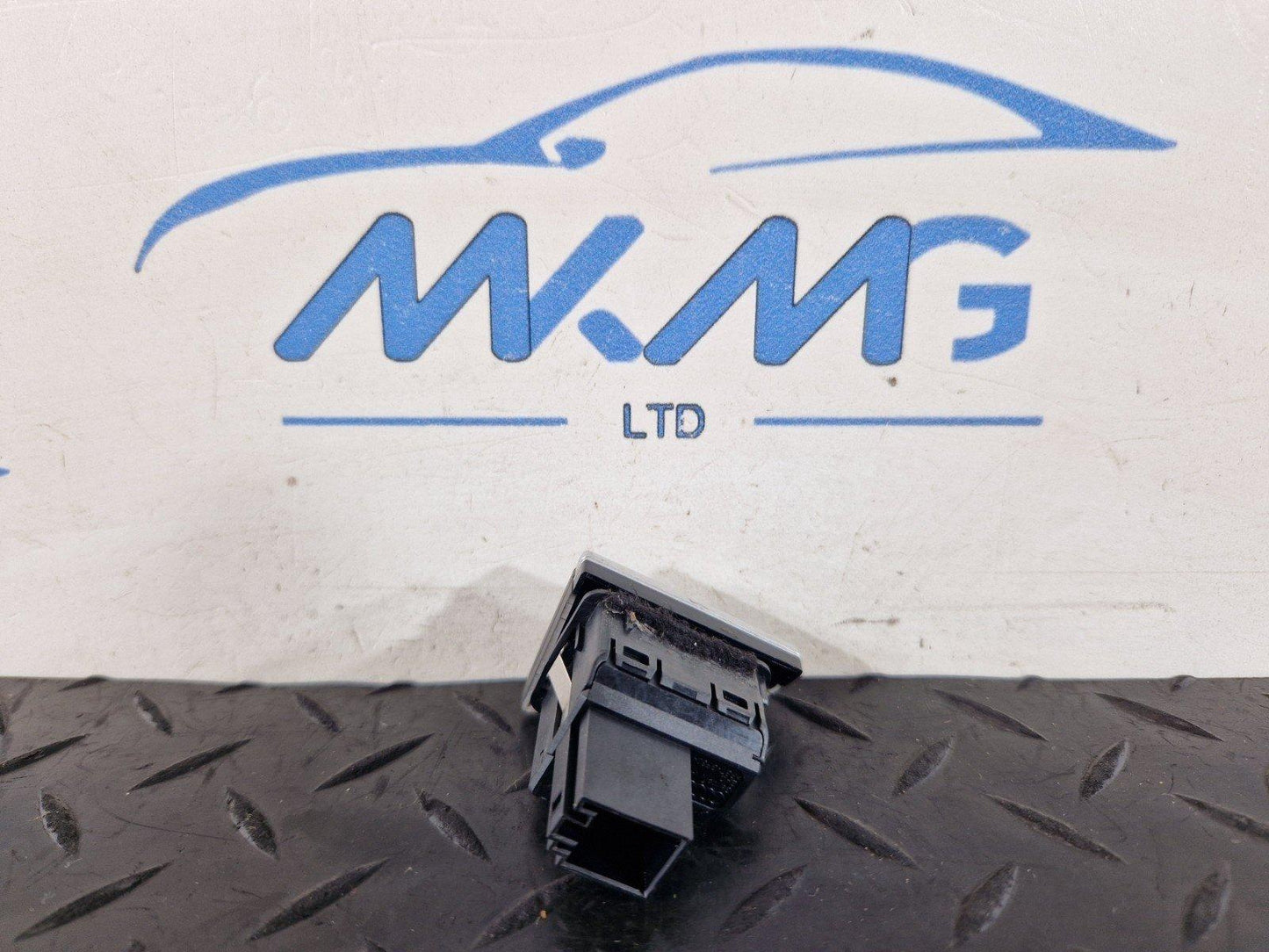 16-20 AUDI Q7 4M GENUINE AUTO HOLD BRAKE CONTROL SWITCH BUTTON 4M2927143B