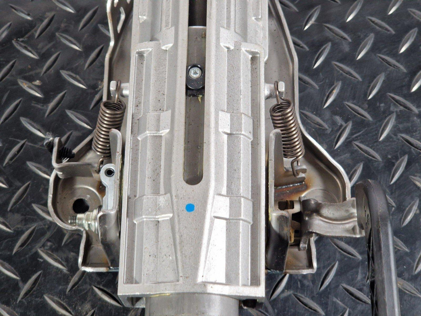20-ON BMW 2 SERIES GRAN COUPE F44  STEERING COLUMN ASSEMBLY 6883441