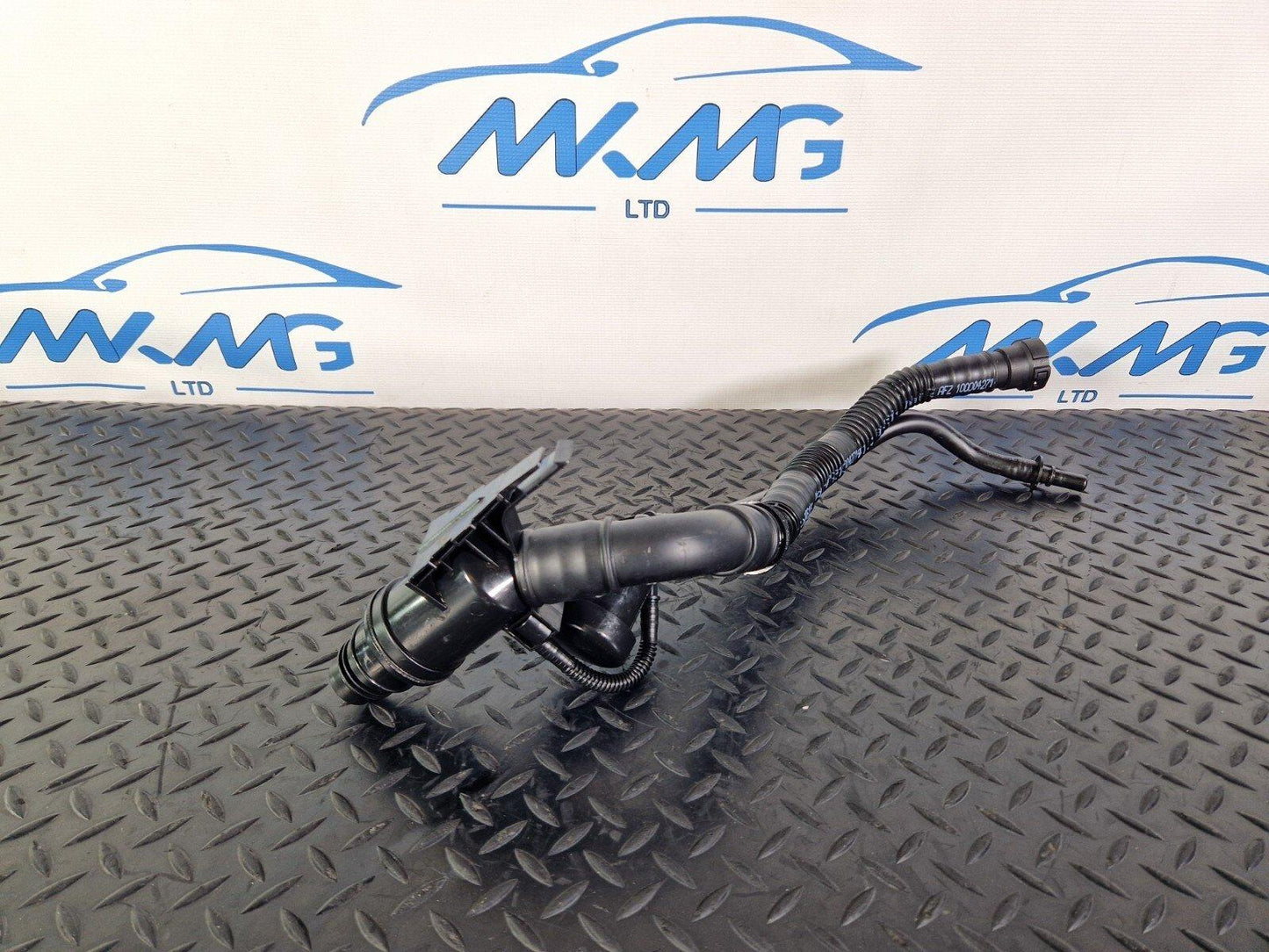 18-ON MERCEDES BENZ A CLASS W177 OEM ADBLUE FILLER NECK PIPE HOSE A1774703300