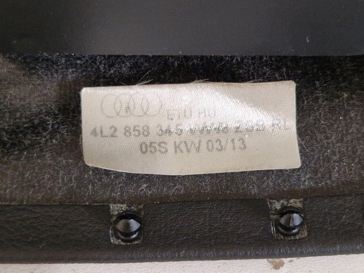 10-15 AUDI Q7 4L GENUINE STEERING COLUMN COWLING LEATHER SURROUND TRIM 4L2858345