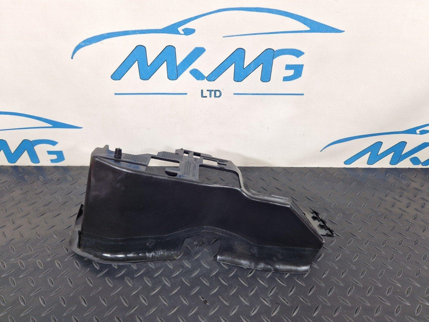 18-ON MERCEDES BENZ SPRINTER W907 RIGHT MOUNTING CONSOLE A9078802500
