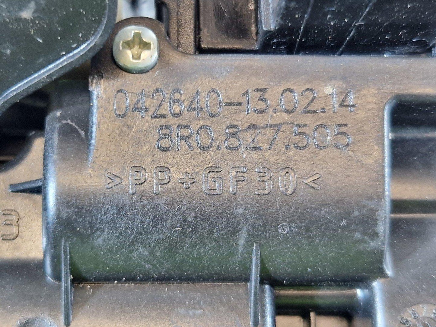12-18 AUDI A6 C7 2.0 DIESEL CGL GENUINE TAILGATE BOOT LOCK CATCH LATCH 8R0827505