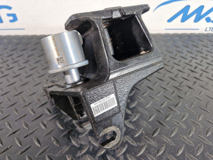 19-ON RANGE ROVER EVOQUE L551 ENGINE MOUNT BRACKET L8D26P096AA L8D26P096AA