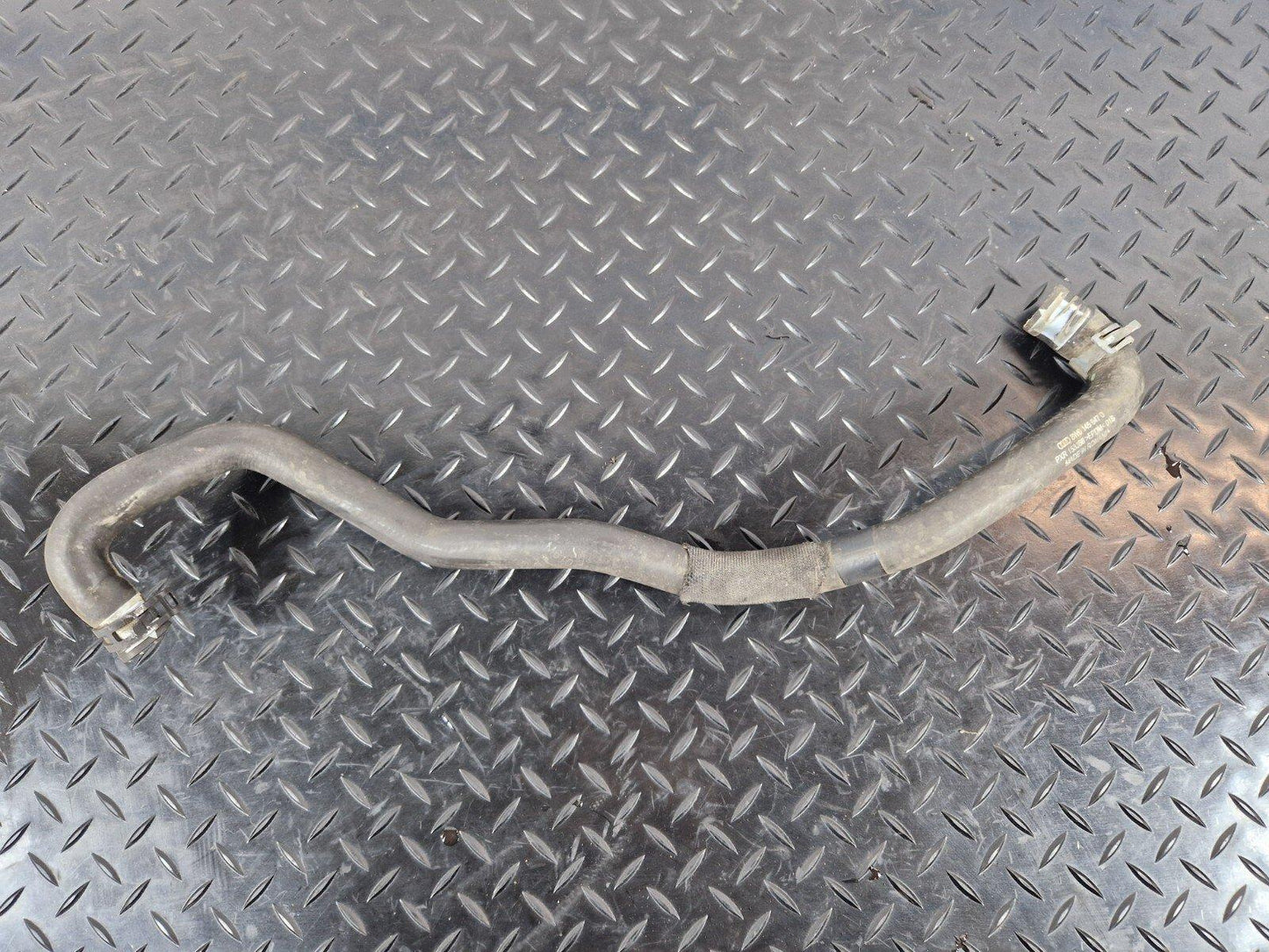 16-19 AUDI A4 B9 GENUINE 1.4 TFSI CVNA ENGINE WATER COOLANT HOSE 8W0145947D