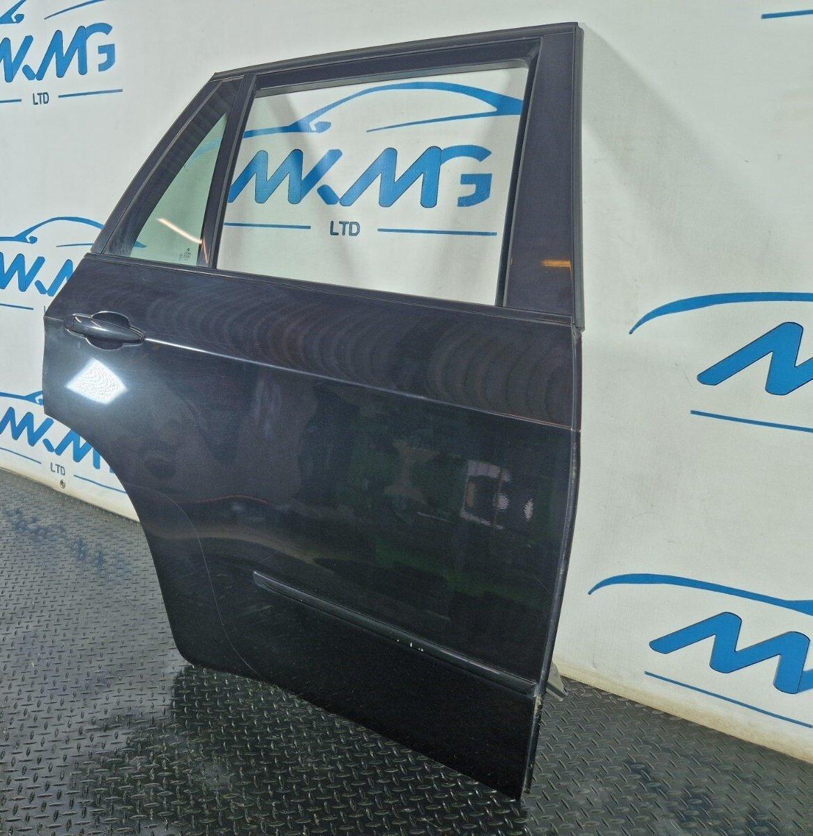 10-13 BMW X5 E70 GENUINE LCI REAR RIGHT DRIVER O/S COMPLETE DOOR IN BLACK 475