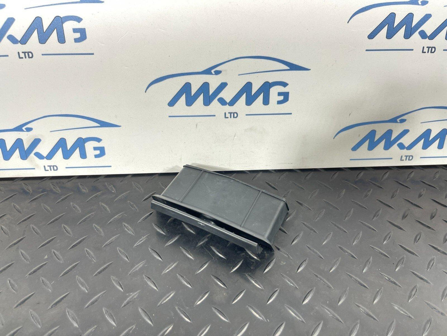 14-21 BMW 2 SERIES ACTIVE TOURER F45 CABLE DUCT COVER TRIM 9293294