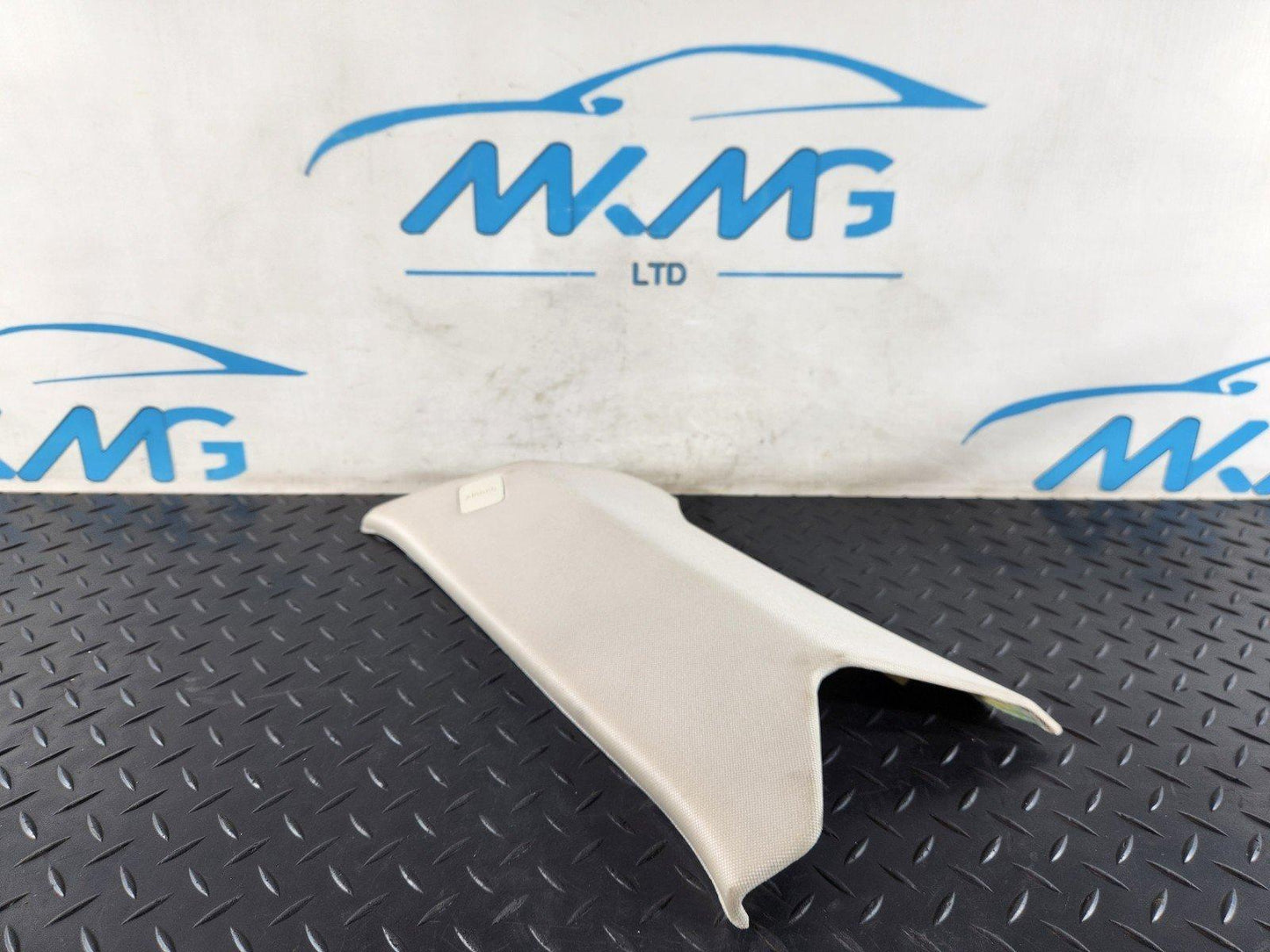 13-23 RANGE ROVER SPORT L494 RIGHT SIDE REAR C-PILLAR TRIM DK62-519A96-C