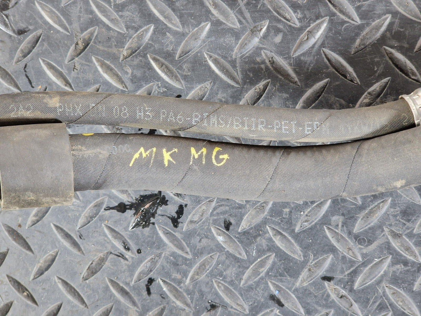 14-21 MERCEDES-BENZ C-CLASS C250D W205 OEM AIRCON PIPE HOSE A2058304502
