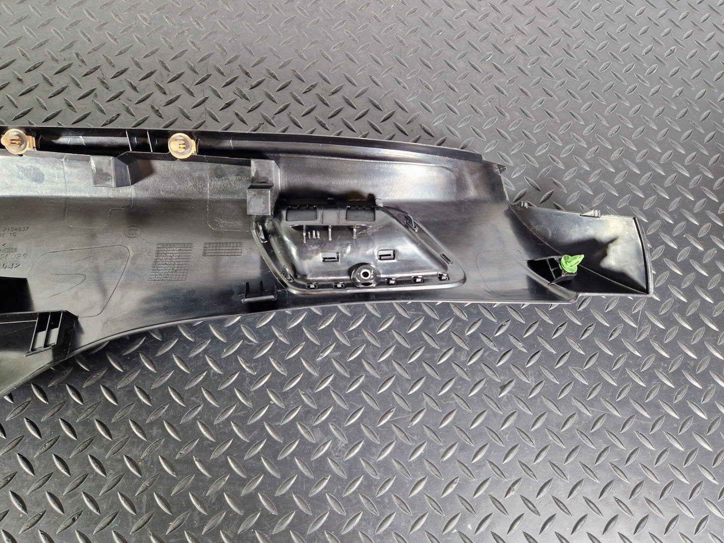10-13 BMW X5 E70 LCI GENUINE REAR LEFT N/S D PILLAR TRIM PANEL 7154837