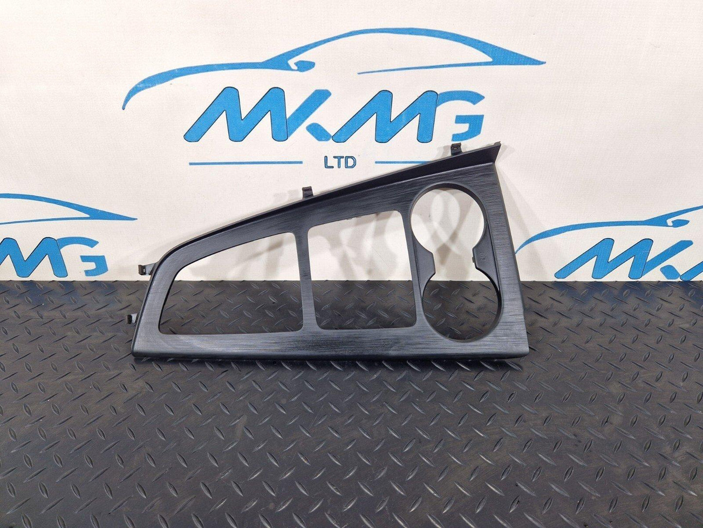 16-19 AUDI A4 B9 GENUINE OEM CENTRE CONSOLE COVER TRIM SURROUND PANEL 8W2864241A