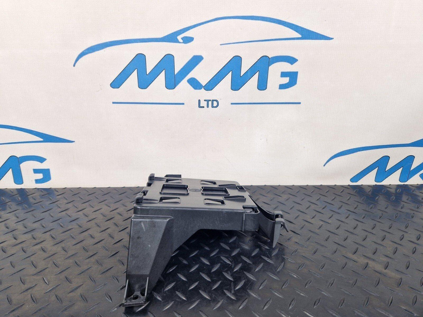 16-19 AUDI A4 B9 GENUINE BCM BODY CONTROL MODULE UNIT 8W0907064A