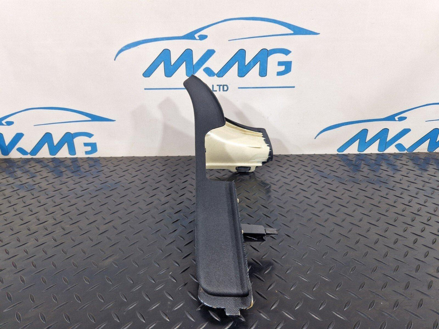 10-18 AUDI A7 4G S-LINE OEM RIGHT SIDE PILLAR TRIM 4G8867246