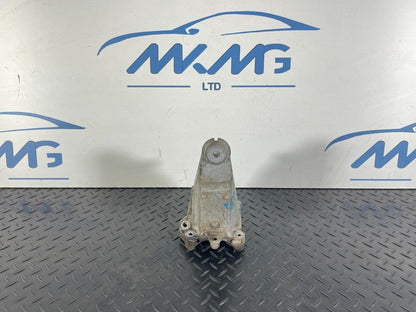 14-21 MERCEDES BENZ C350e W205 GENUINE ENGINE MOUNT RIGHT A2742234304