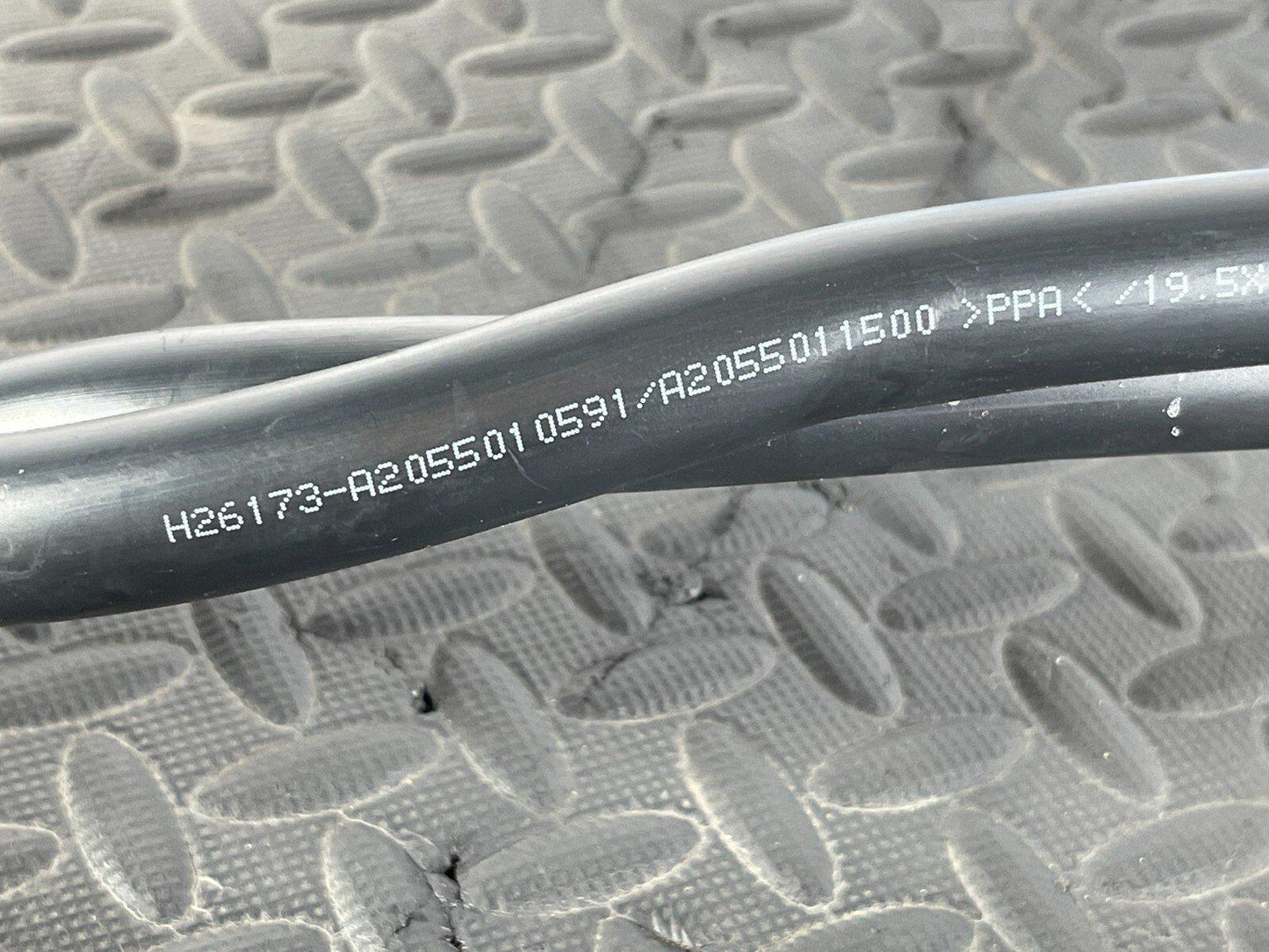 14-21 MERCEDES BENZ C300 W205 WATER COOLANT PIPES HOSE A2055010591