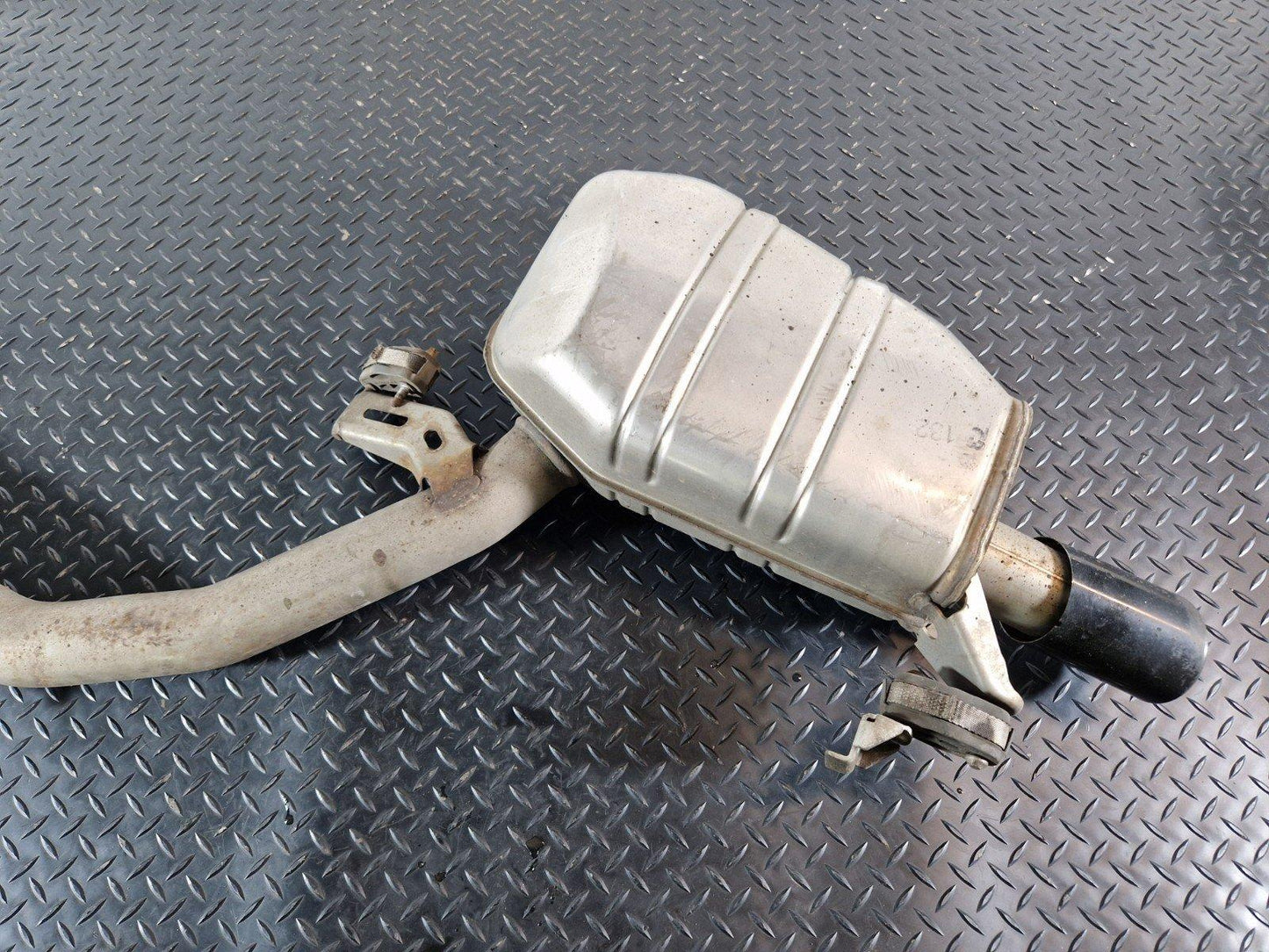 11-18 BMW 6 SERIES F13 GENUINE EXHAUST BACK BOX RIGHT SIDE 7812397