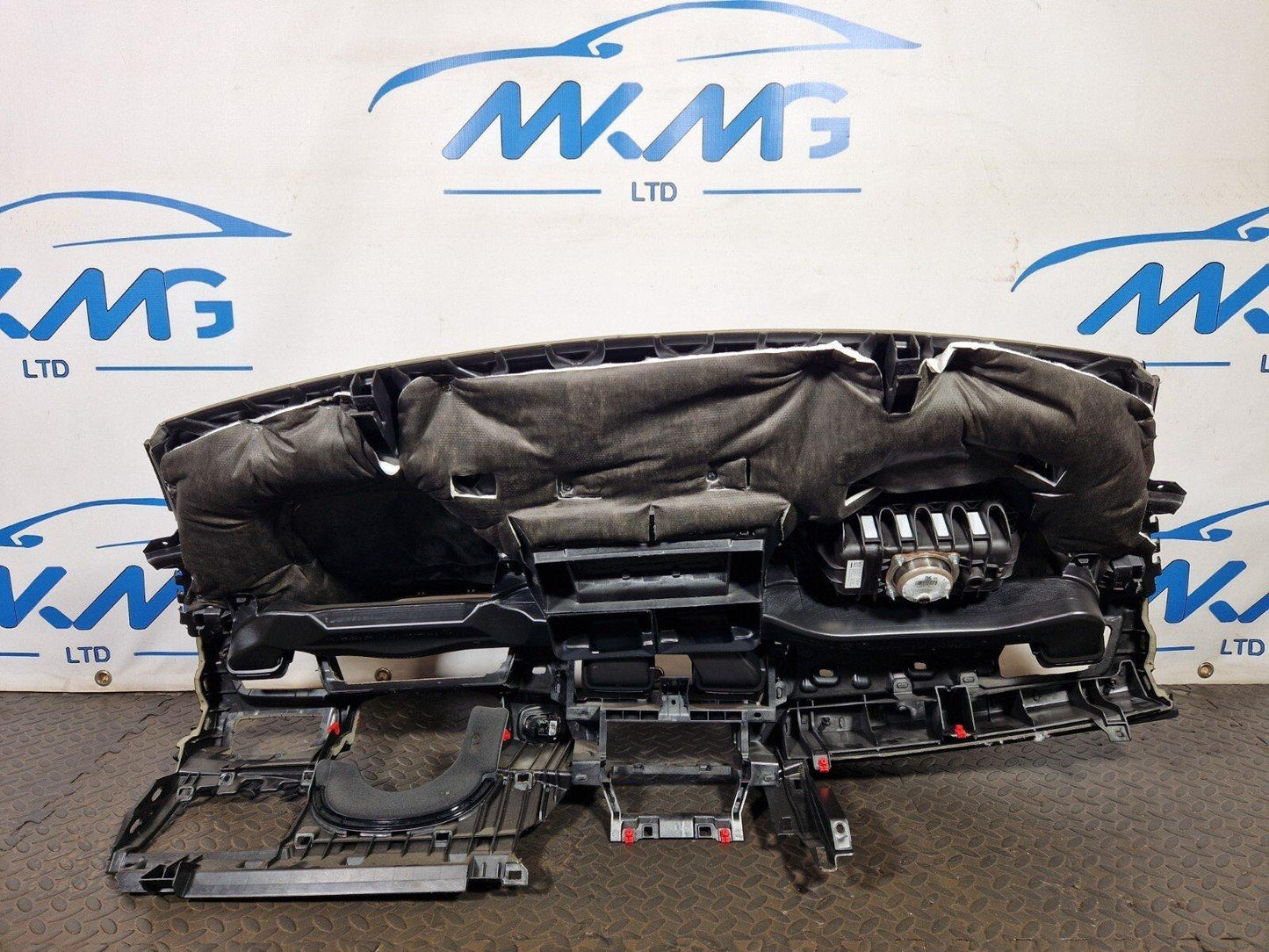 14-21 BMW 2 SERIES F45 F46 GENUINE FRONT COMPLETE  DASHBOARD
