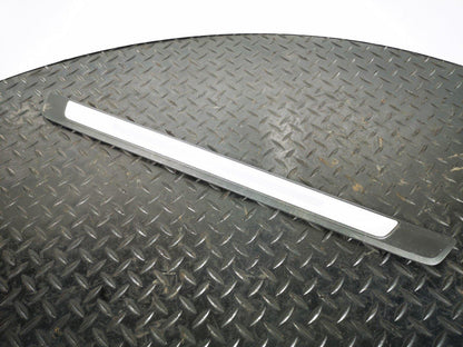 16-19 AUDI A4 B9 S-LINE GENUINE 1.4 TFSI FRONT PASSENGER DOOR KICK PLATE SILL