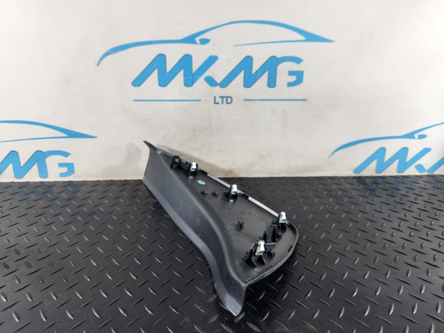 19-ON MERCEDES BENZ B CLASS W247 DASHBOARD PANEL LEFT SIDE TRIM  A2476890900