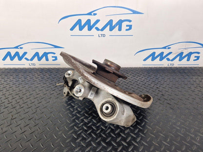 16-19 AUDI A4 B9 O/S/R REAR RIGHT WHEEL HUB & BEARING 8W0615612