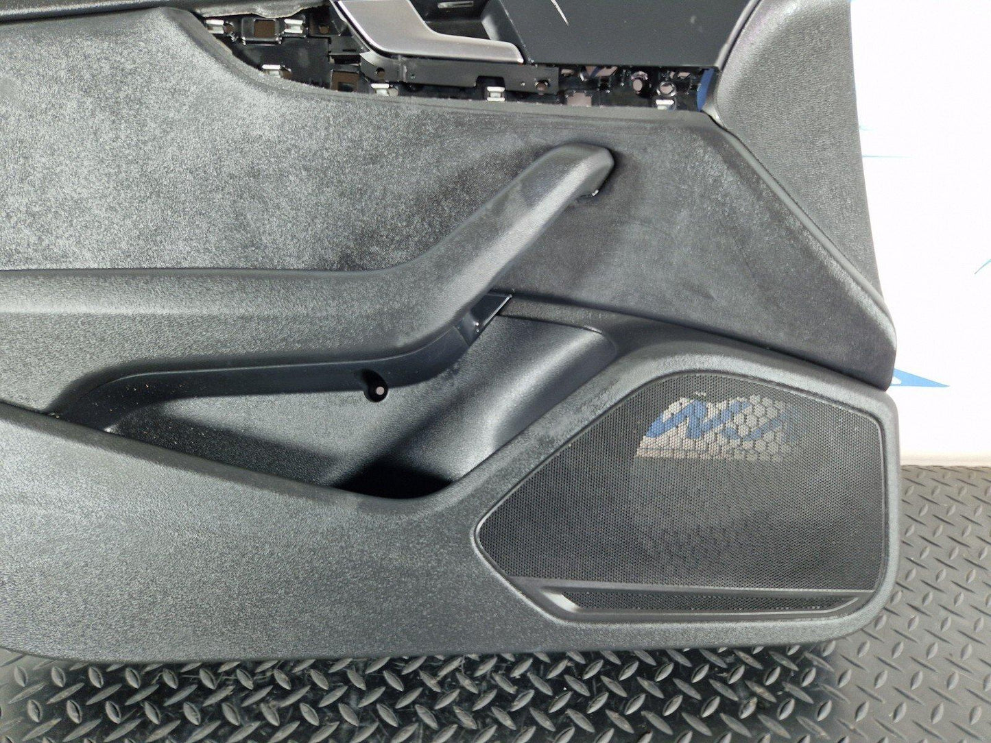 16-19 AUDI A4 B9 S-LINE GENUINE FRONT PASSENGER SIDE DOOR CARD PANEL 8W0867133