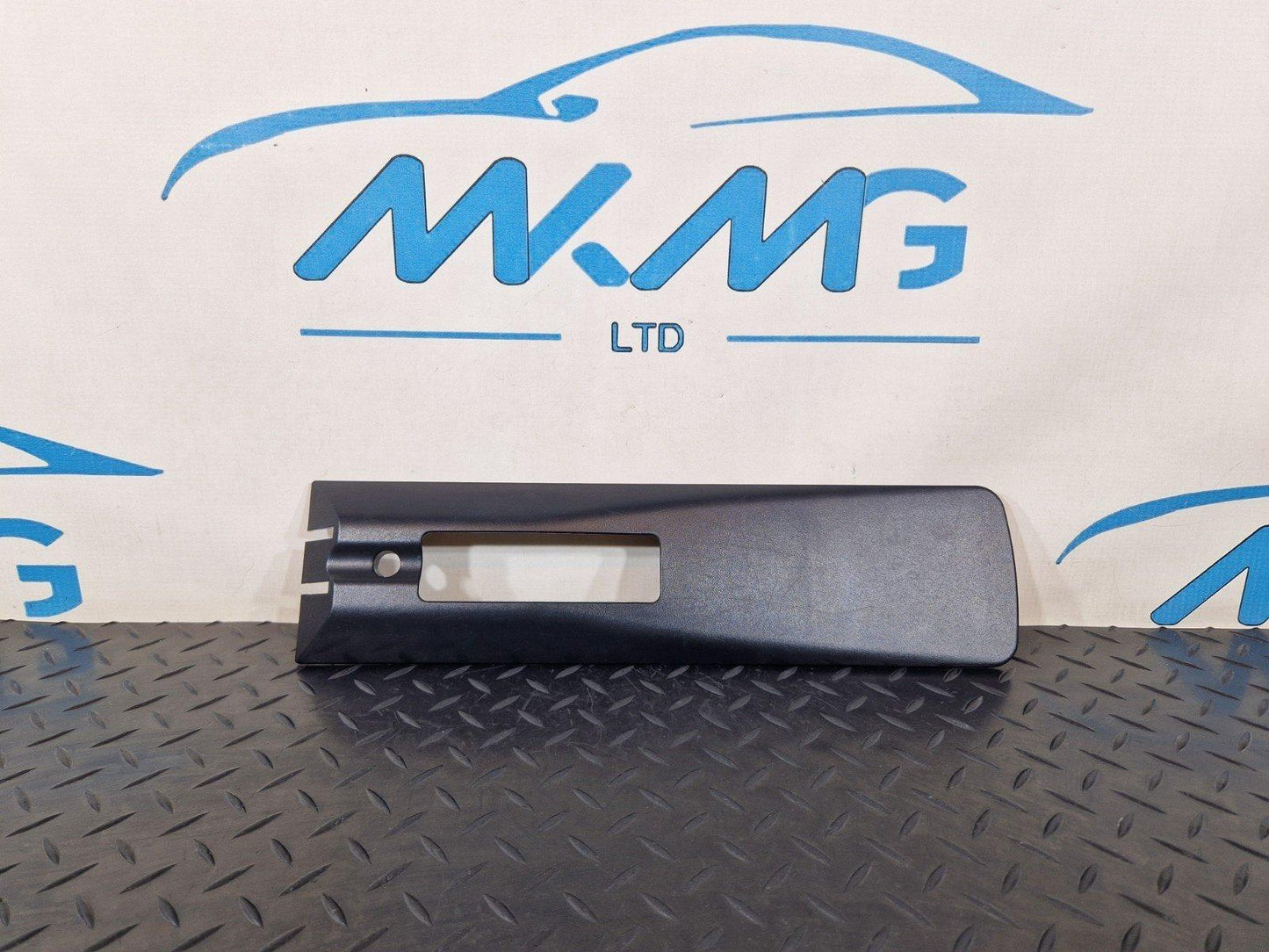 BMW X5 SERIES E70 F15 F85 SEAT RAIL TRIM REAR 7171837