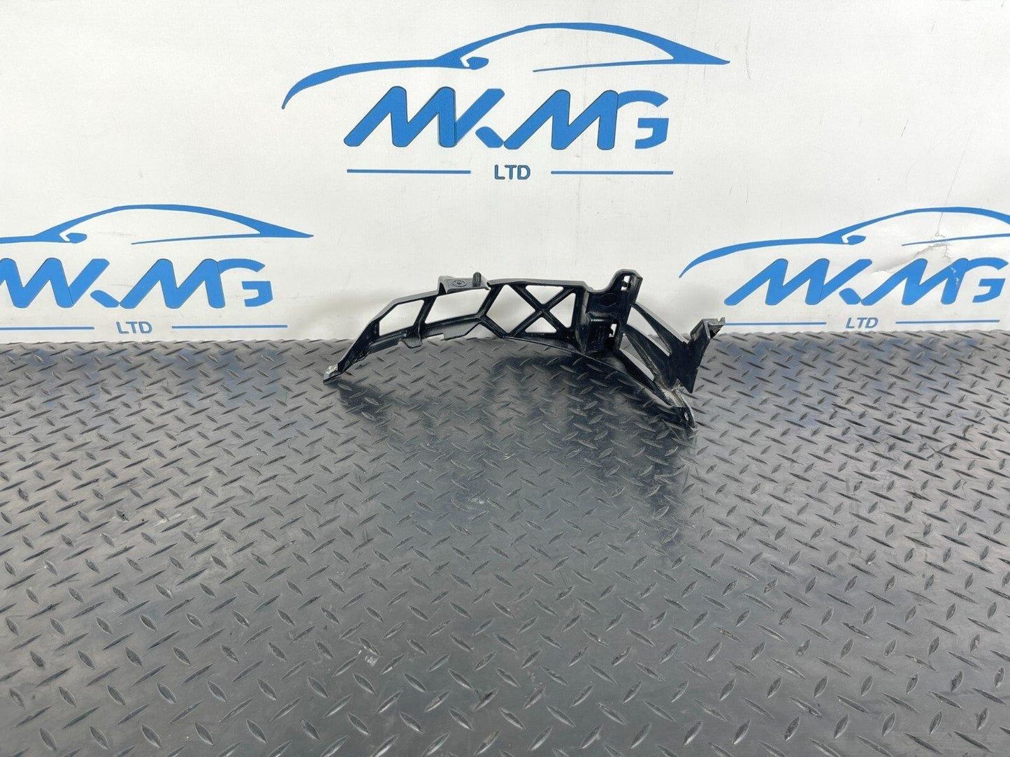2018 -On MERCEDES A CLASS W177 RIGHT DRIVER SIDE REAR BUMPER BRACKET A1778853001