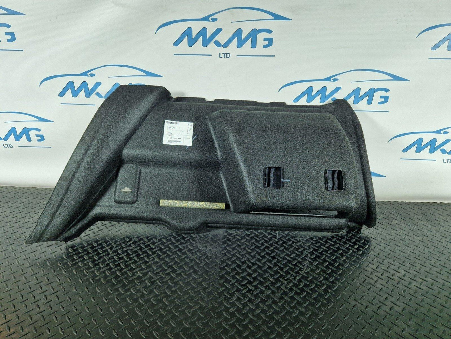 16-22 BMW X1 F48 OEM LEFT PASSENGER SIDE BOOT SIDE COVER LINER 7425643