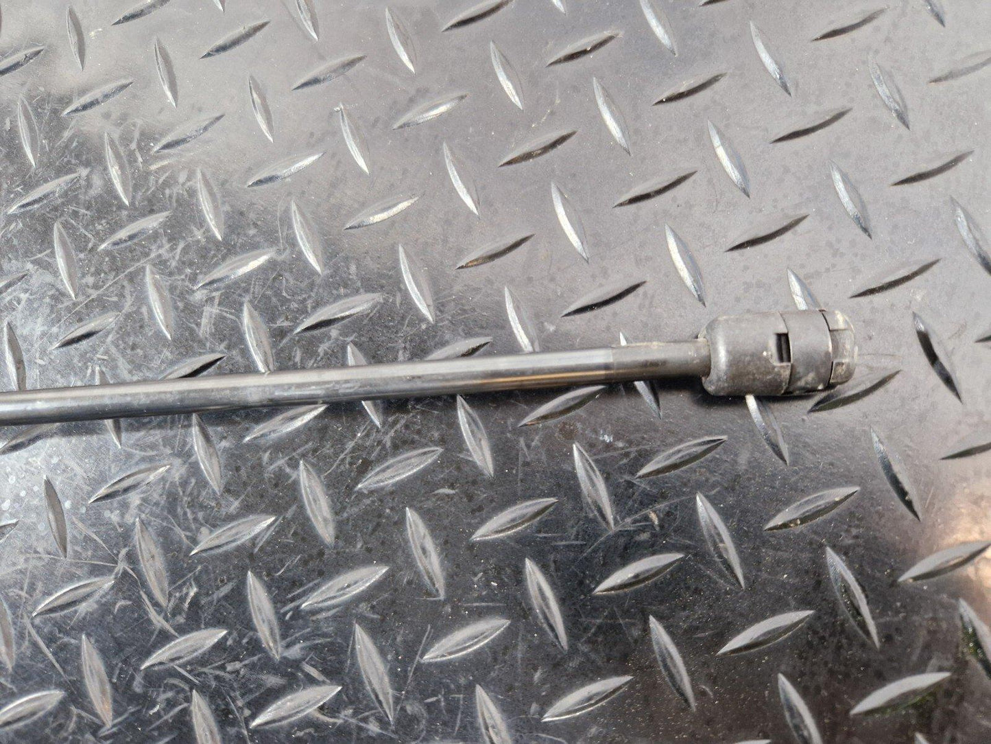 20-ON BMW 2 SERIES GRAN COUPE M-SPORT F44 GAS LIFTING STRUT 7477418