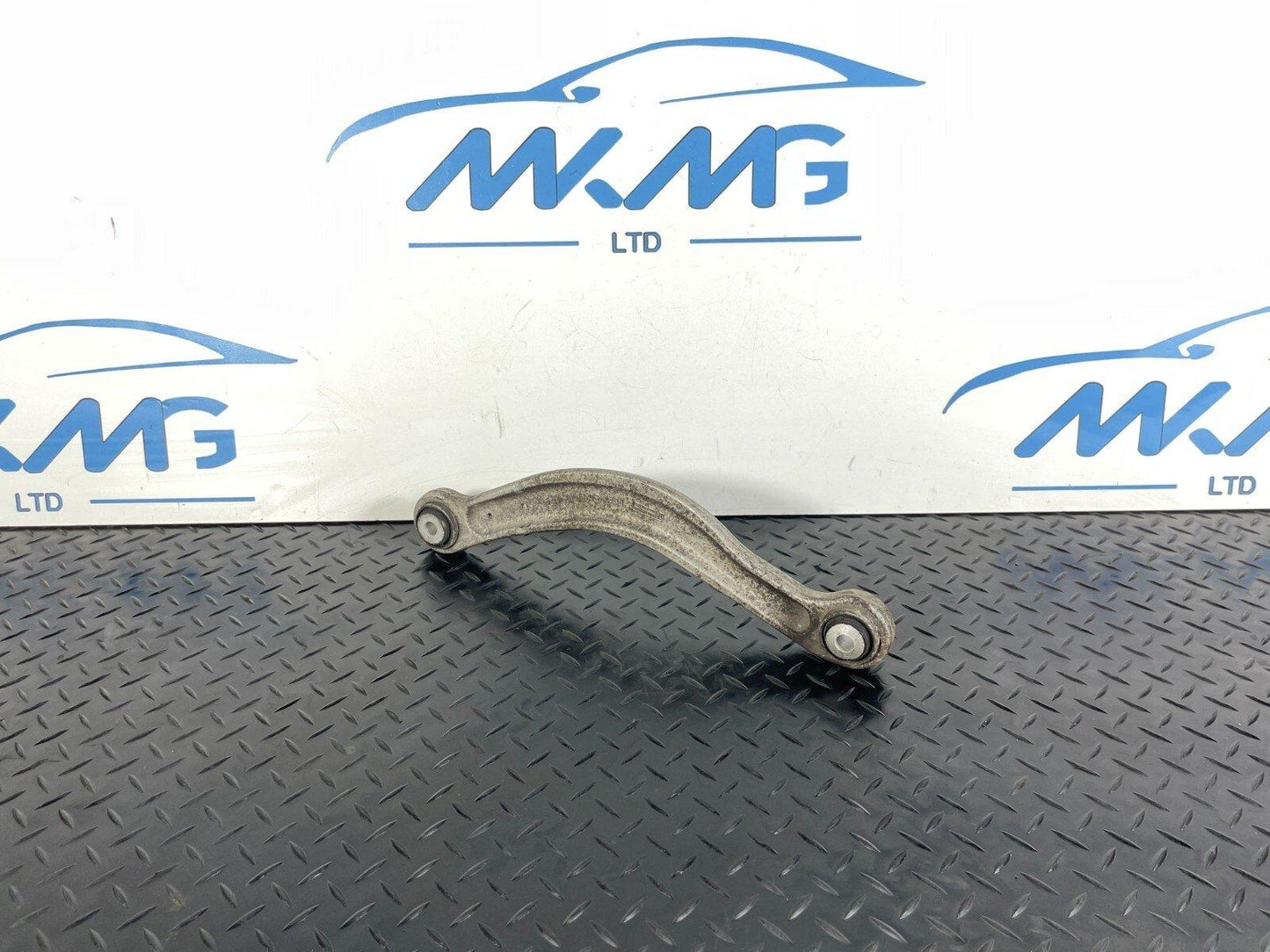 14-21 MERCEDES BENZ C350e W205  REAR LEFT CONTROL ARM WISHBONE 20407FI9