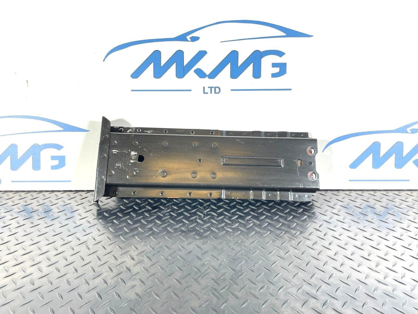 14-21 MERCEDES BENZ C350e W205 GENUINE SUPPORT PROTECTION BRACKET A2056100534