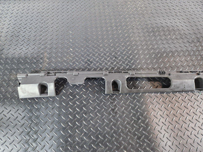 11-19 MERCEDES BENZ ML W166 OEM RIGHT SIDE SKIRT TRIMMING BRACKET A1666980227