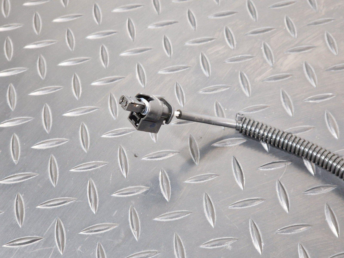 14-21 MERCEDES BENZ C200 W205 2.1 EXHAUST GAS TEMPERATURE SENSOR A0009059705