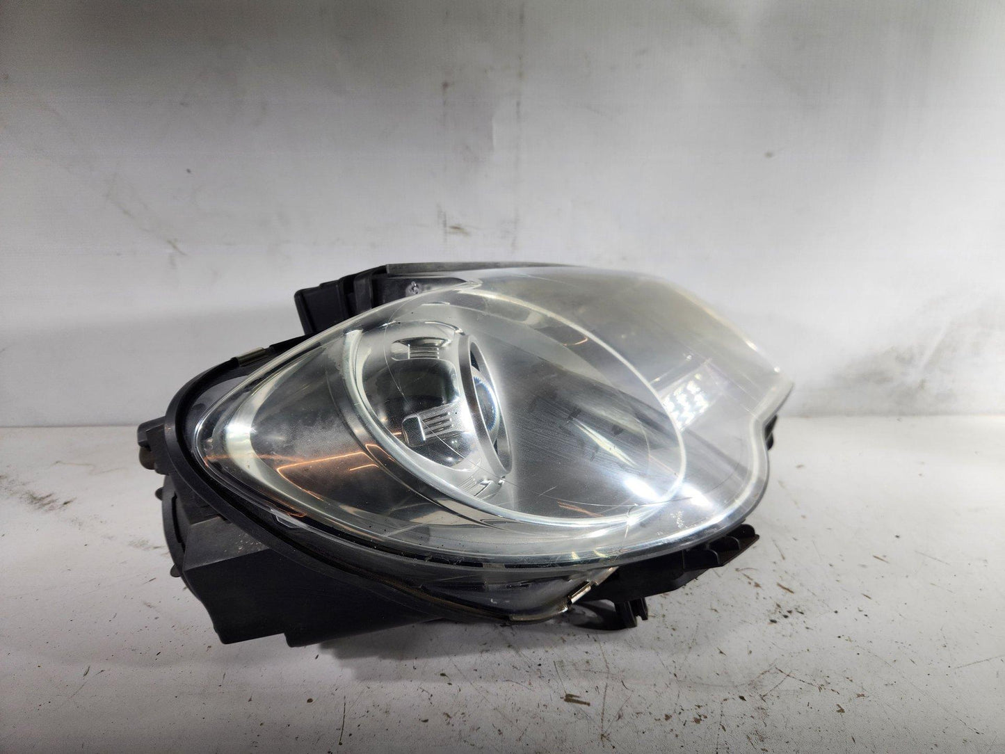 Volkswagen Touran MK1 MPV Front Right O/S Driver Headlight *Damaged* 0844111B6R