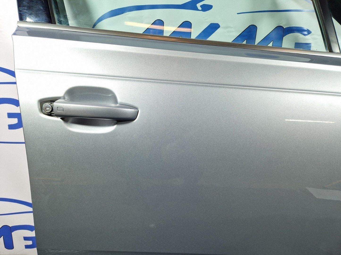16-20 AUDI Q7 4M S-LINE OEM FRONT RIGHT O/S COMPLETE DOOR FLORETT SILVER LZ7G