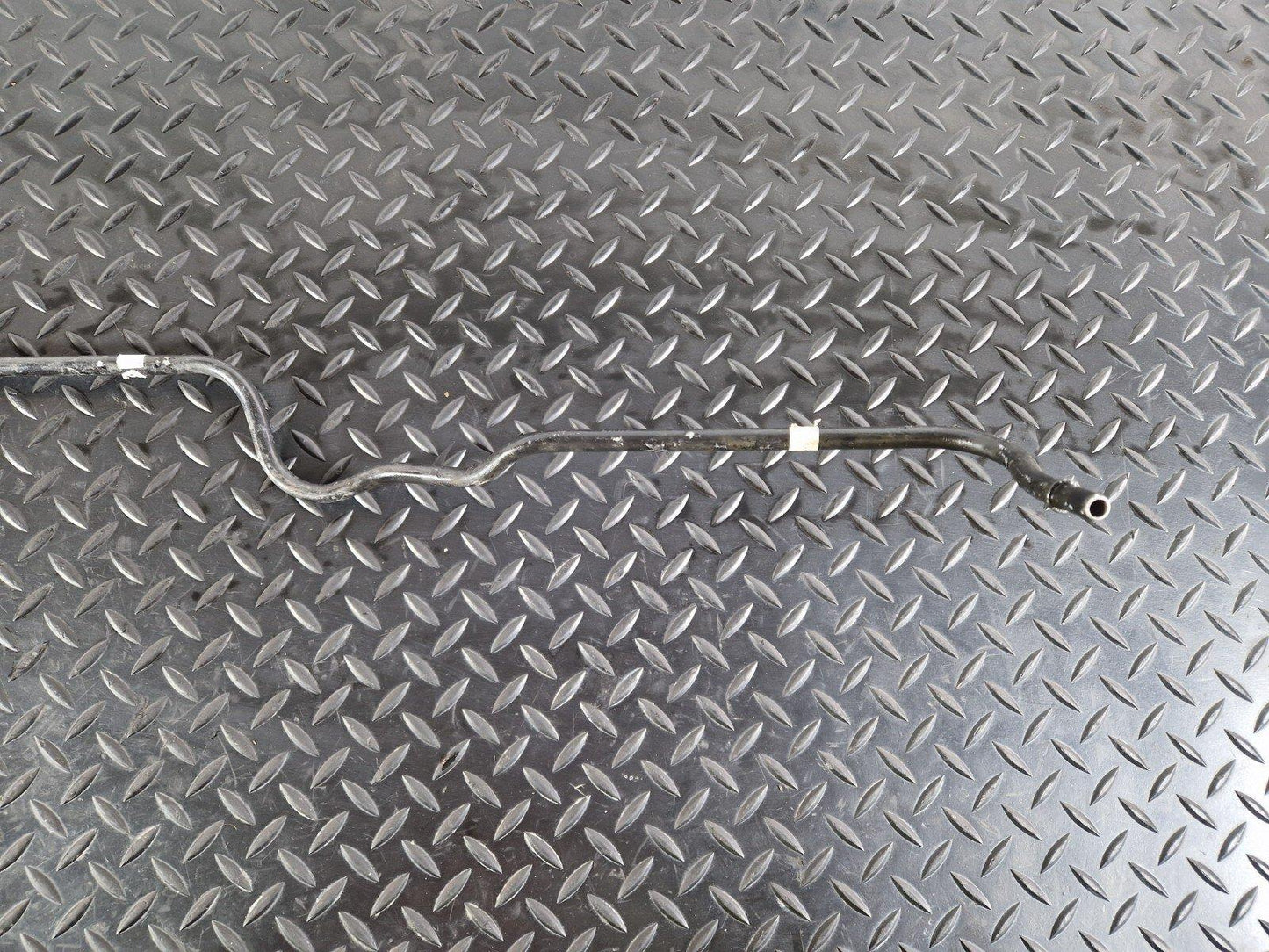 18-ON MERCEDES SPRINTER W907 GENUINE FUEL LINE A9074761200