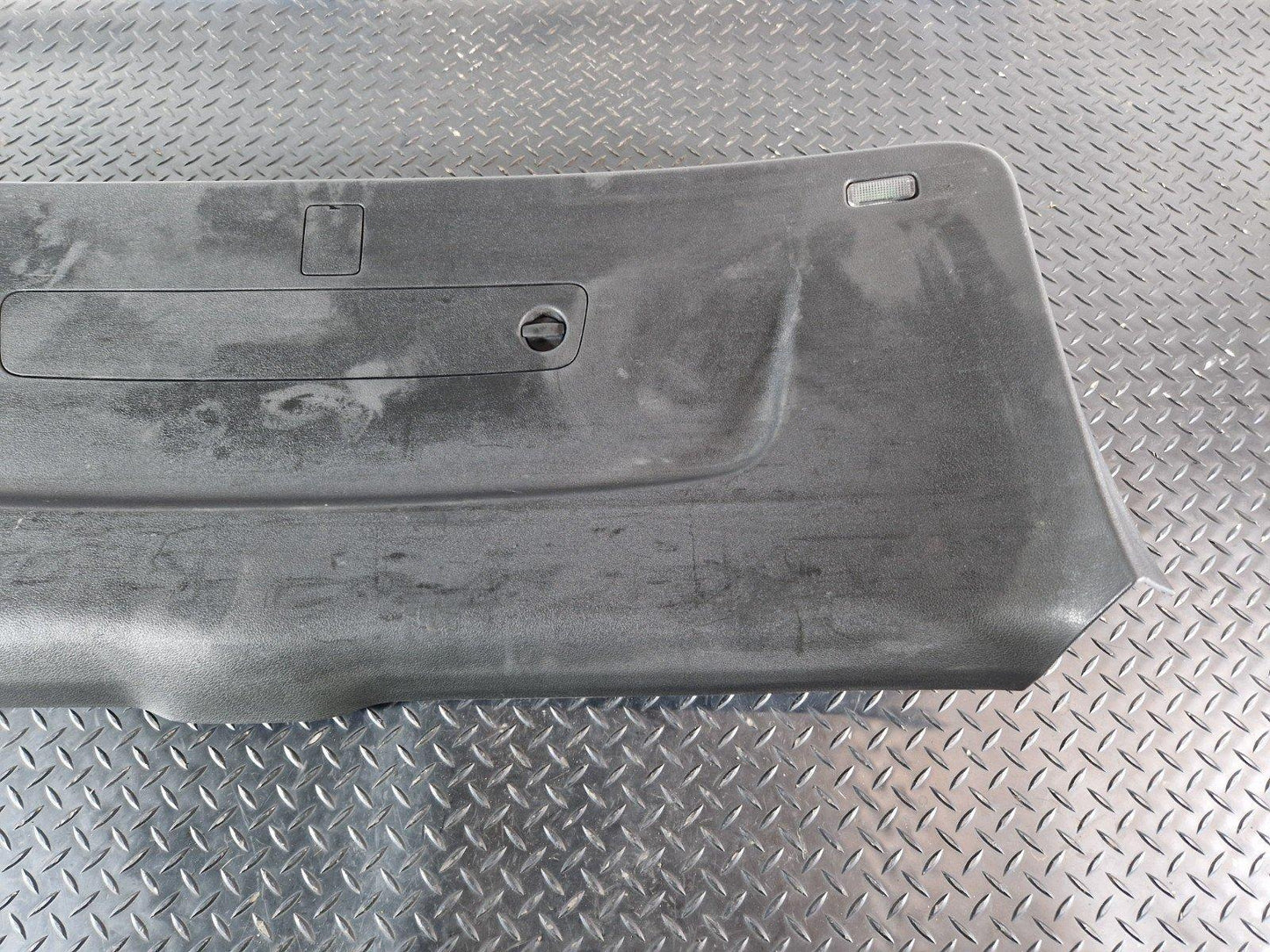 16-20 AUDI Q7 4M GENUINE TAILGATE BOOTLID COVER PANEL IN BLACK 4M0867973B