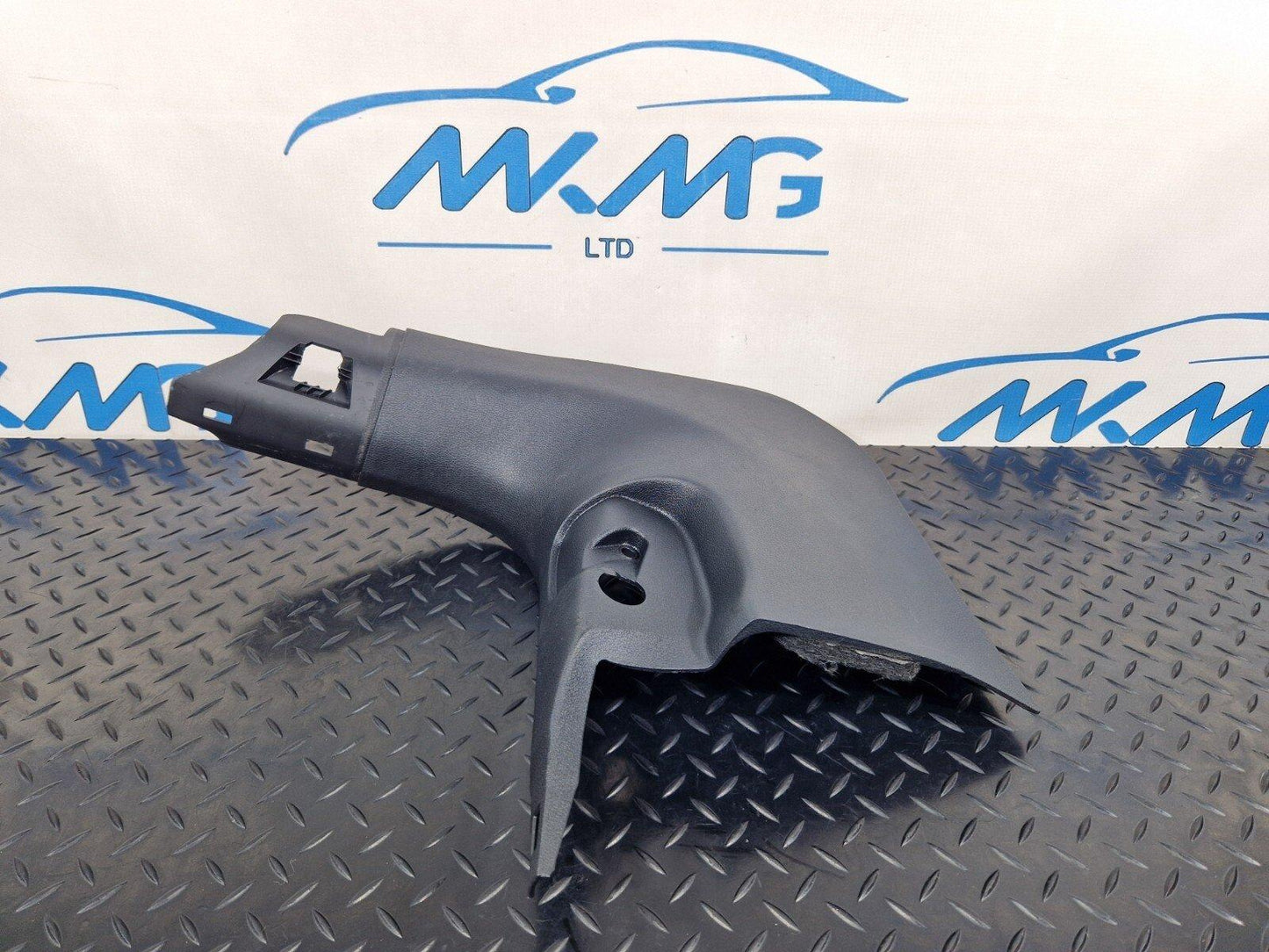 16-23 AUDI S5 COUPE FRONT RIGHT KICK TRIM PANEL 8W6867272