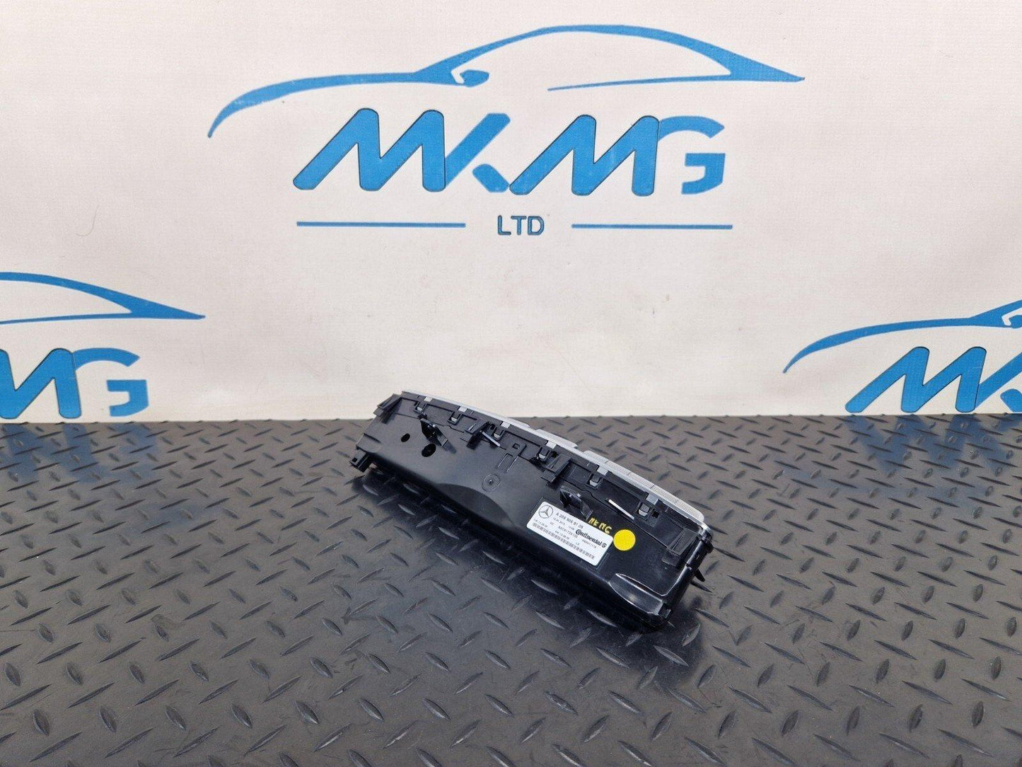 14-21 MERCEDES-BENZ C-CLASS C250D W205 CLIMATE HEATER CONTROL PANEL A2059058105