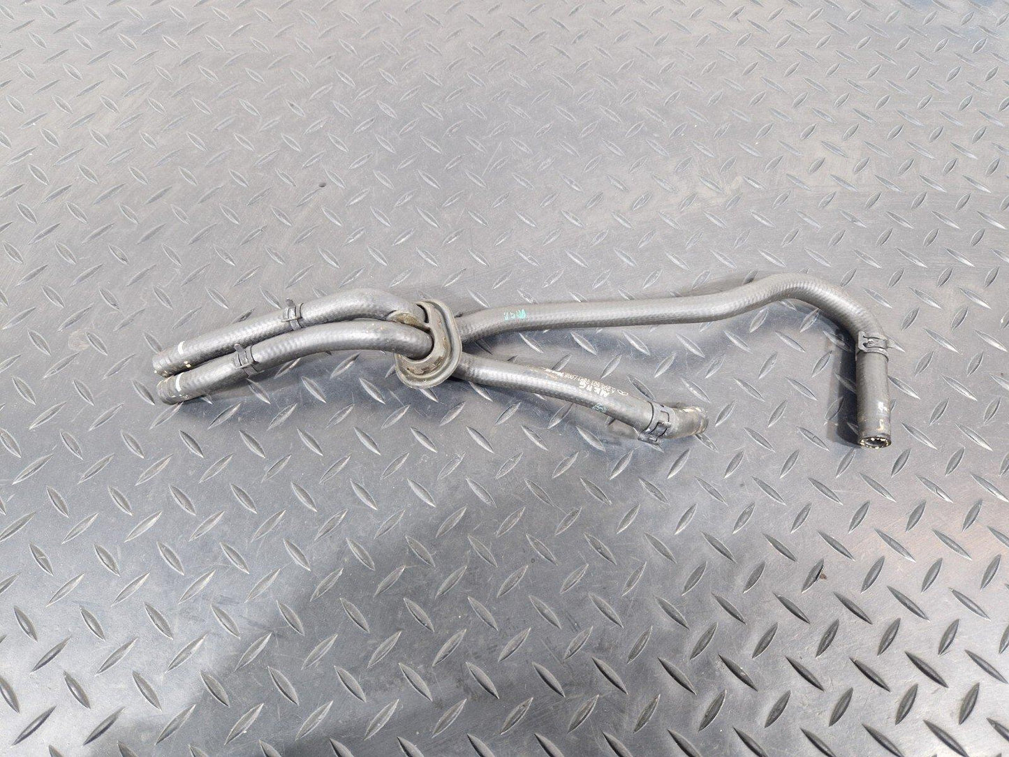 14-21 MERCEDES BENZ C200d W205 AD BLUE COOLING FEED RETURN LINE A2055012891