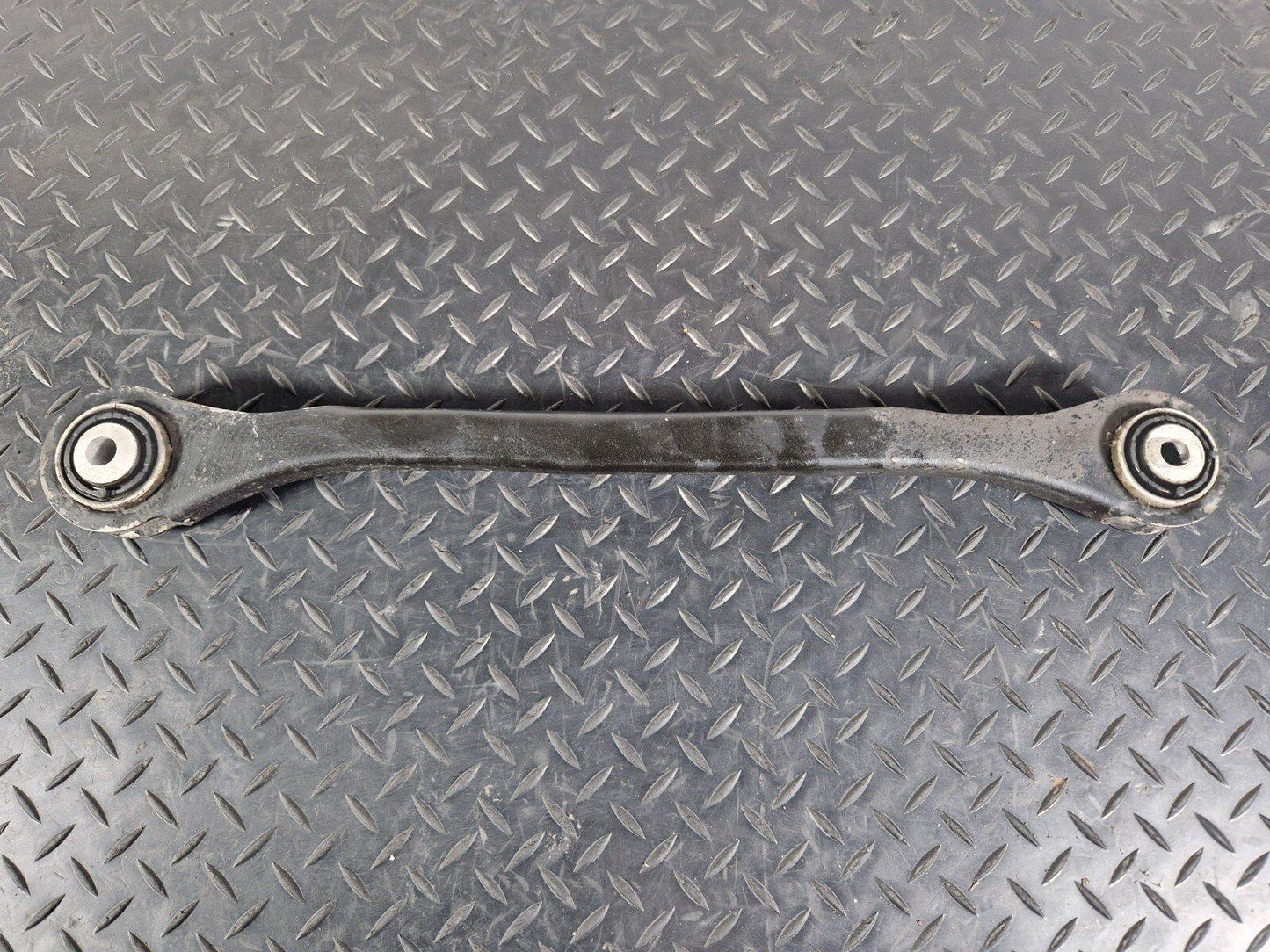 16-23 AUDI S5 COUPE GENUINE REAR LEFT SIDE TRAILING CONTROL ARM 8W0501531D