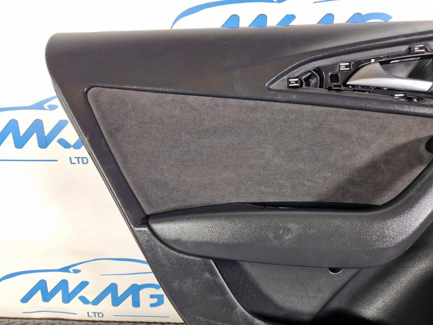 12-18 AUDI A6 C7 GENUINE PASSENGER REAR LEFT DOOR CARD 4G0867221 4G0867305
